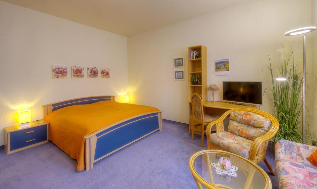 Haus Sonnenruh Apartment Oberhof  Bagian luar foto