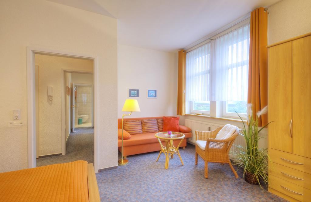 Haus Sonnenruh Apartment Oberhof  Bagian luar foto